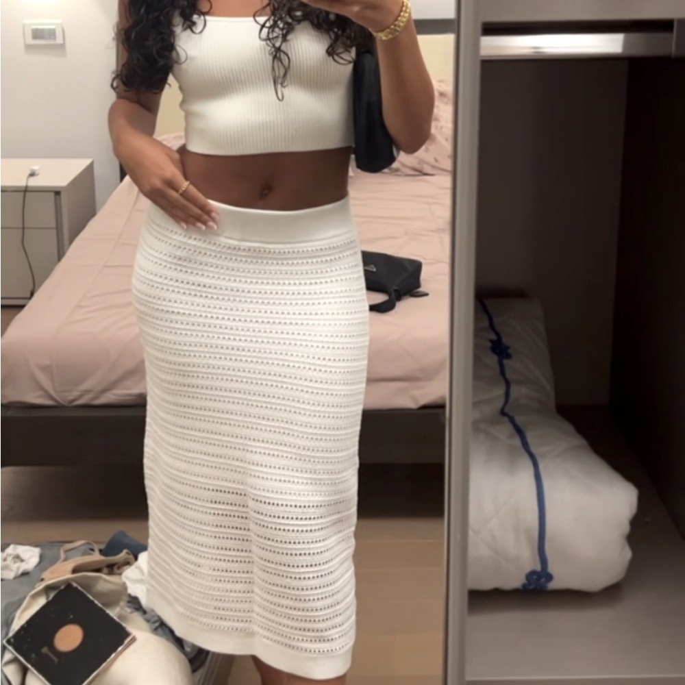 Babaton White Ribbed Midi Skirt